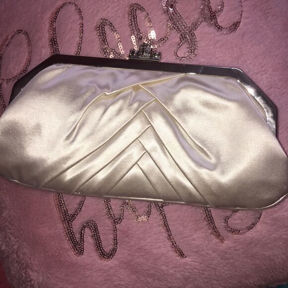 Benjamin Walk Clutch NEW  - Picture 1 of 8